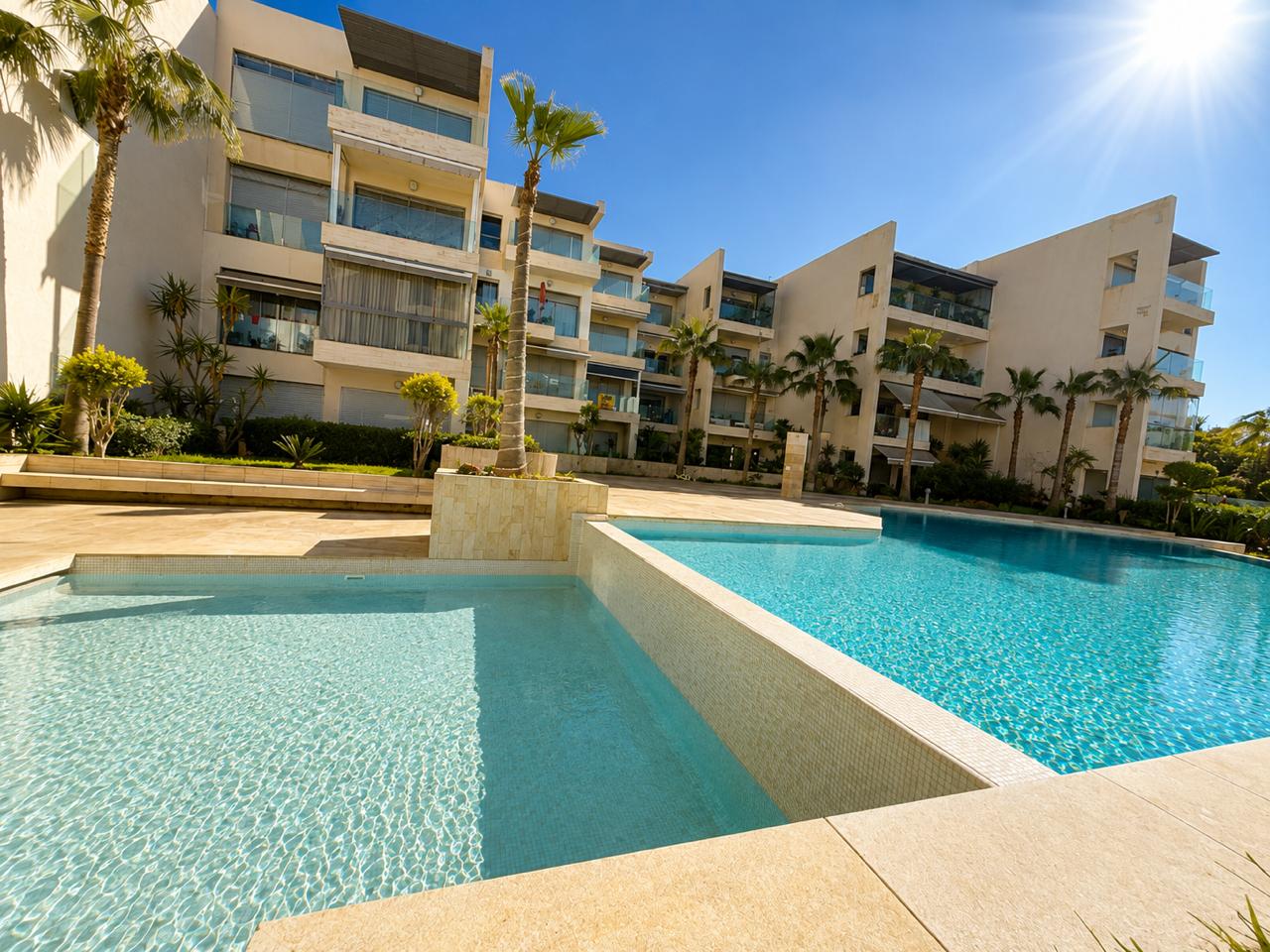 Suite Luxury Rock Island – Studio RDC Pieds dans l'Eau avec Vue Dégagée — Mohammedia, Maroc