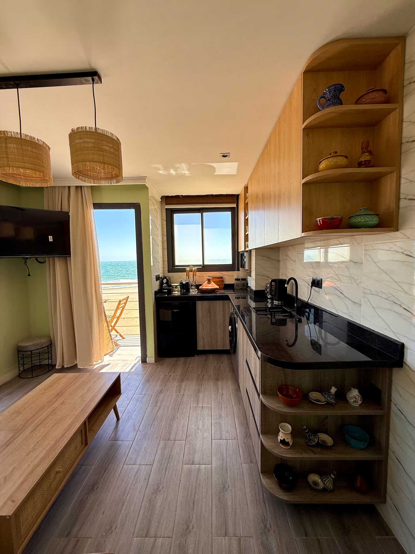 La Casa degli Italiani • Pied dans l’eau • Vue Mer 3 — photo