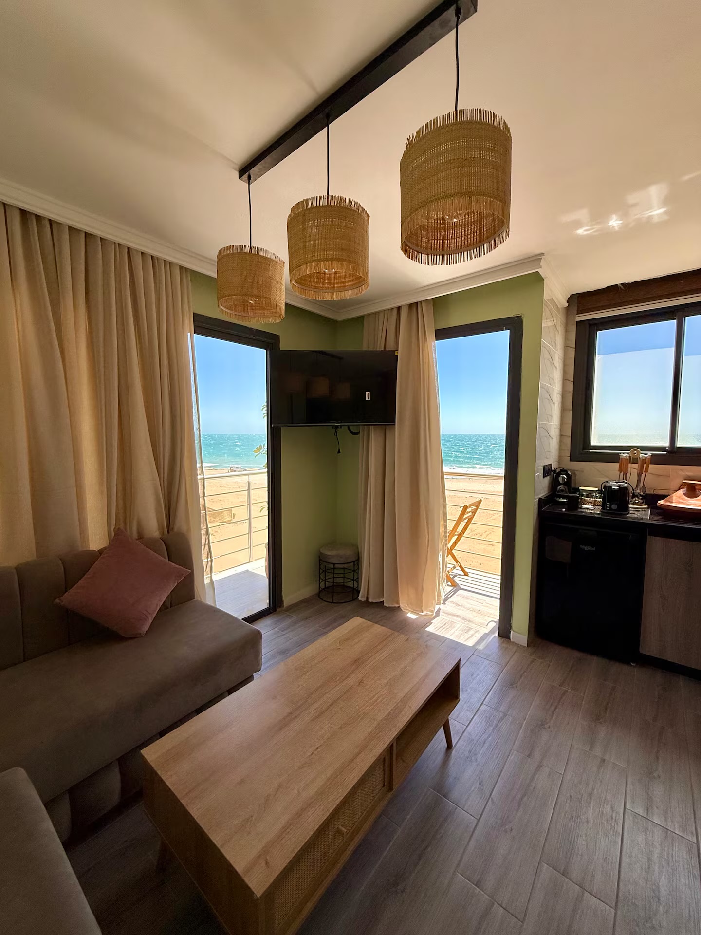 La Casa degli Italiani • Pied dans l’eau • Vue Mer 3 — photo