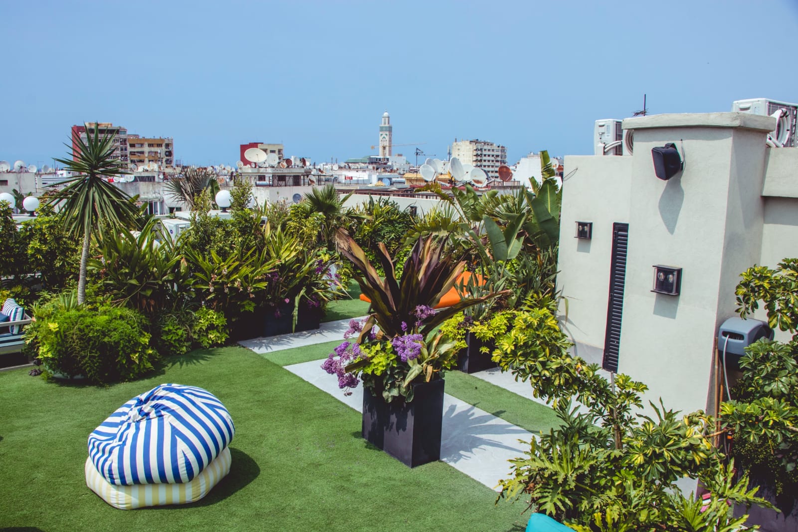 Cocon Carré d'Or Bourgogne - Rooftop & Gym — photo