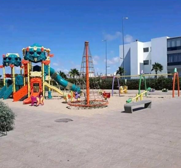 Escale d'Exception Pieds dans l'Eau : Accès direct plage & Piscines à Blanca Beach — photo