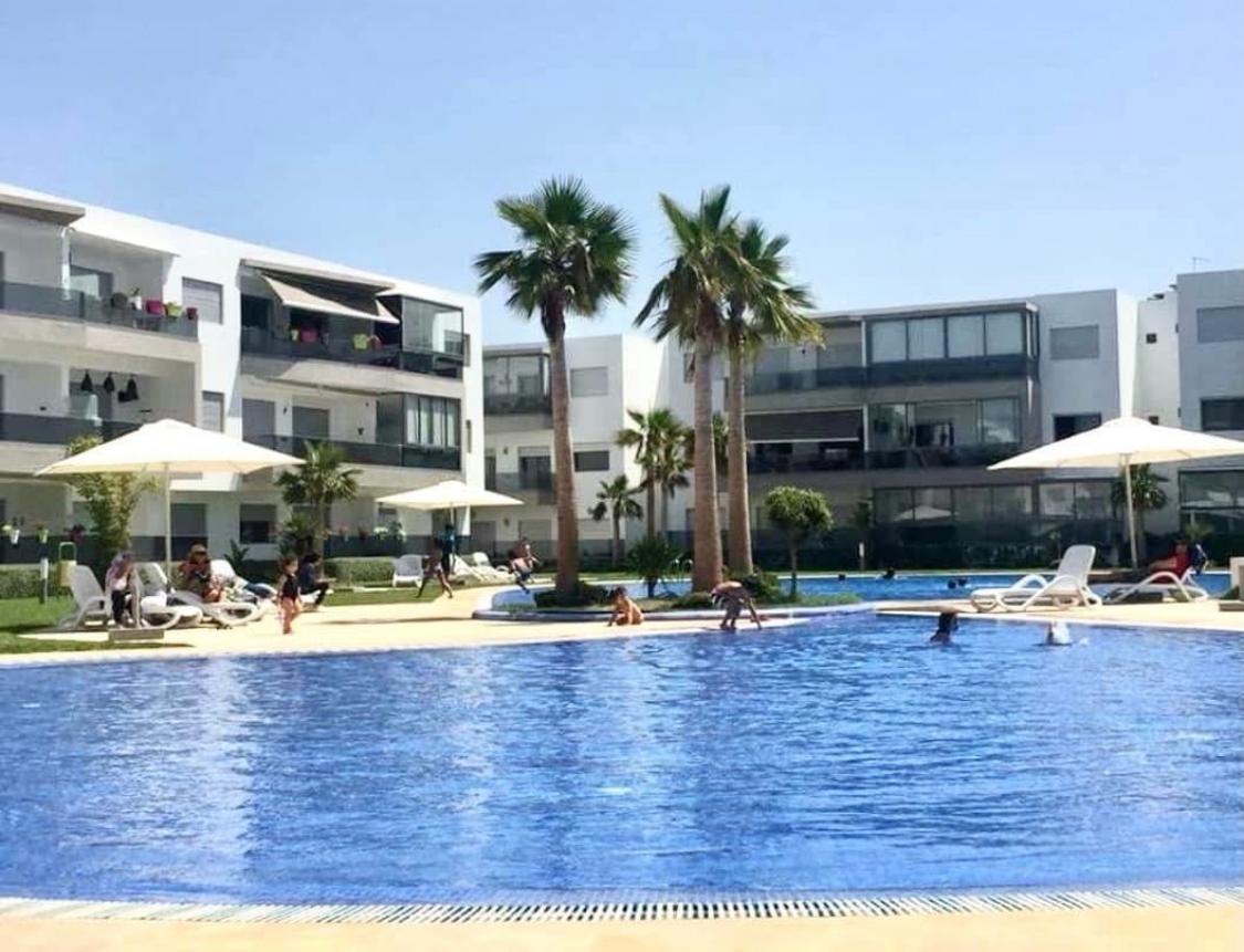 Escale d'Exception Pieds dans l'Eau : Accès direct plage & Piscines à Blanca Beach — photo