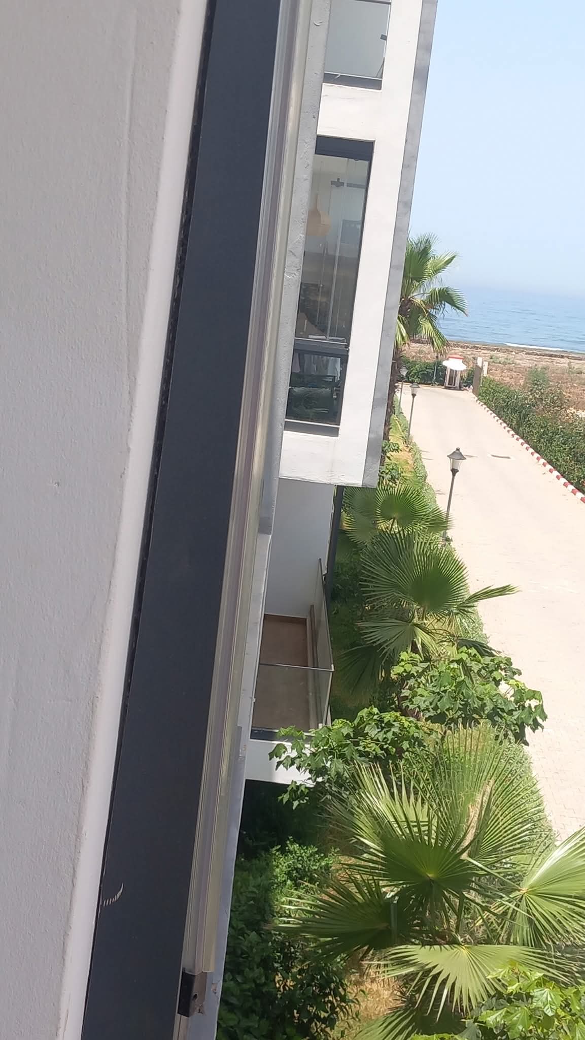 Front de Mer Superbe 1er Étage avec 2 Terrasses (Vue Mer Directe & Vue Piscine) – Résidence Aimen Beach Mansouria — photo