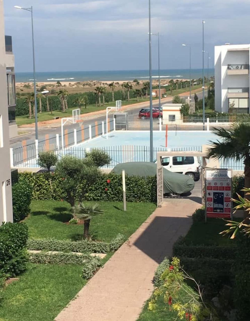 Escale d'Exception Pieds dans l'Eau : Accès direct plage & Piscines à Blanca Beach — Sidi Rahal, Maroc