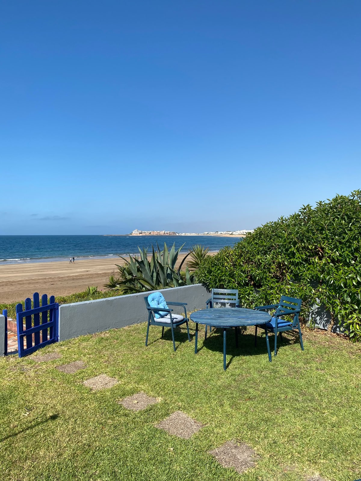 Front de Mer Elite Somptueuse Villa Pieds dans l'Eau avec Terrasse Panorama Océan – Bouznika — photo
