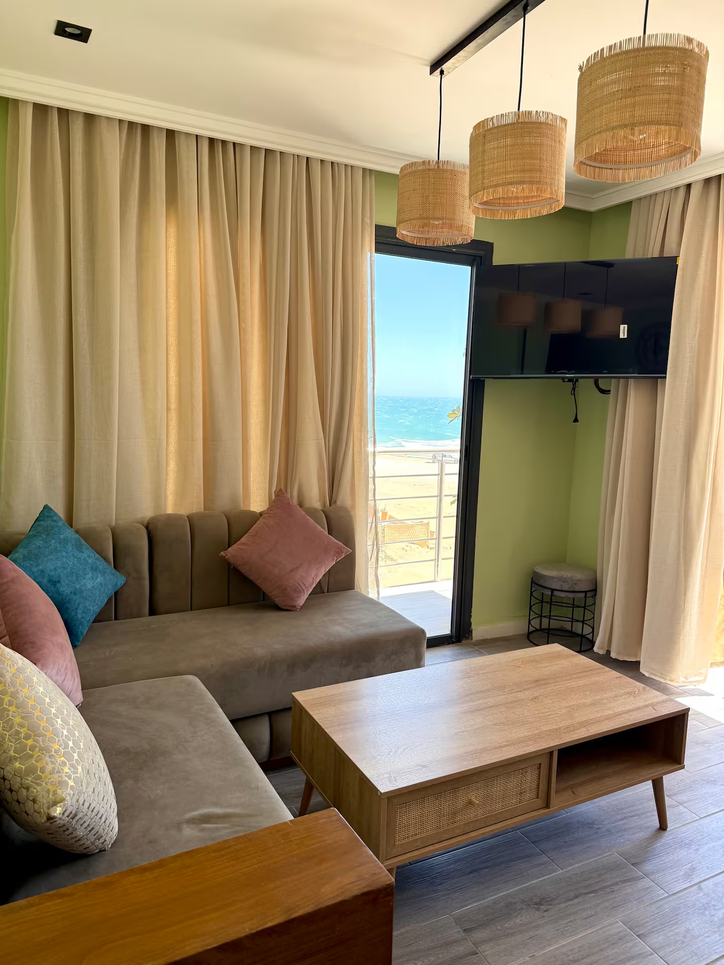 La Casa degli Italiani • Pied dans l’eau • Vue Mer 3 — photo