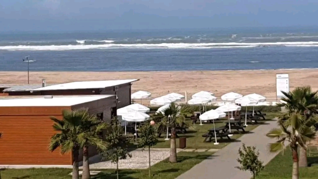 Appt Plage Directe | Piscine & Parc Enfants — Sidi Rahal, Maroc