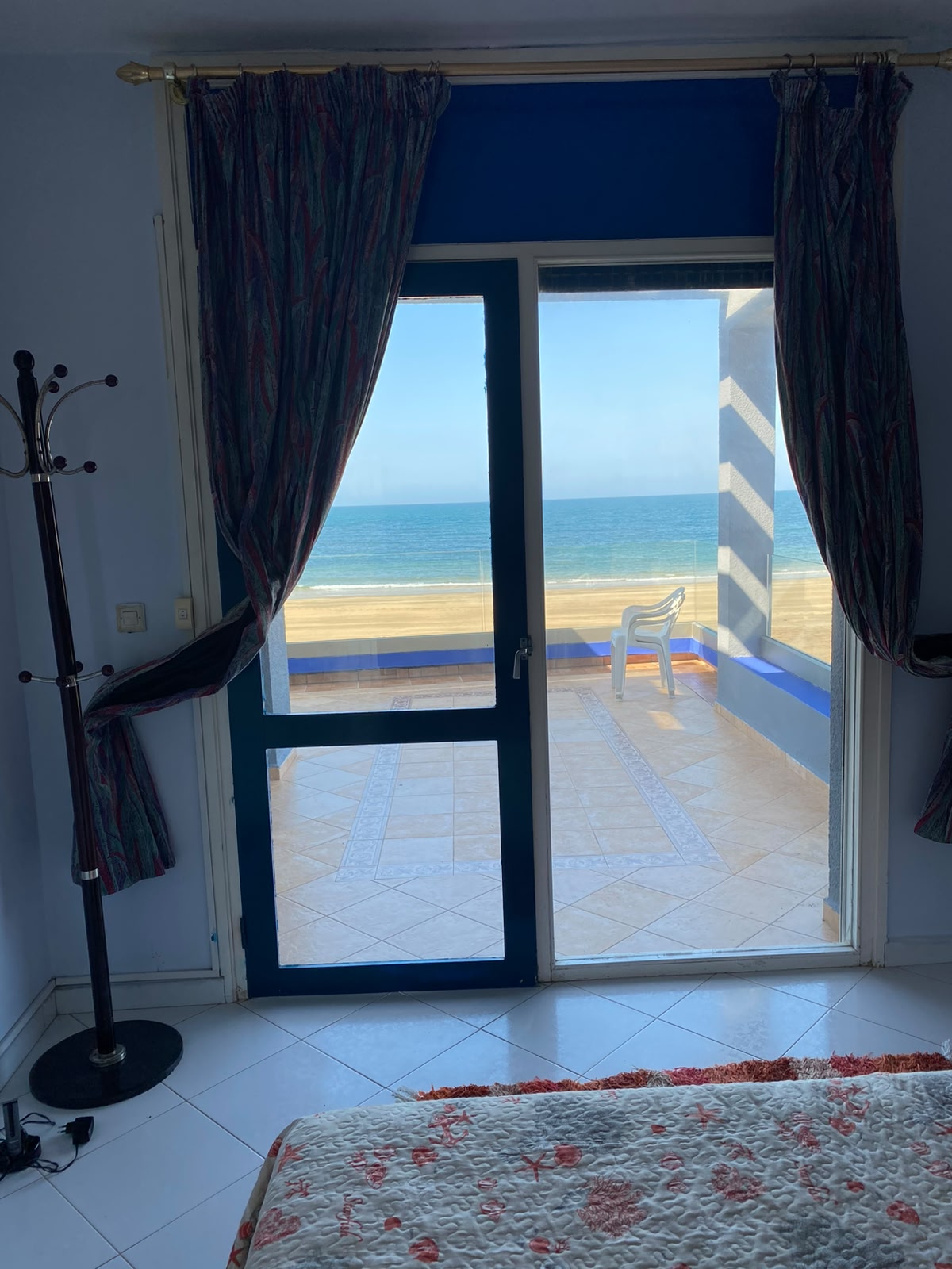 Front de Mer Elite Somptueuse Villa Pieds dans l'Eau avec Terrasse Panorama Océan – Bouznika — photo